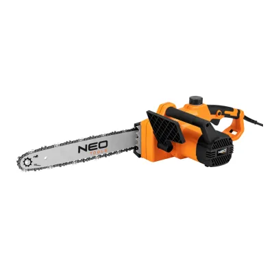 NEO Elektromos láncfűrész, 1800W, 40cm-es láncvezető, szerszám nélküli láncfeszítés és csere