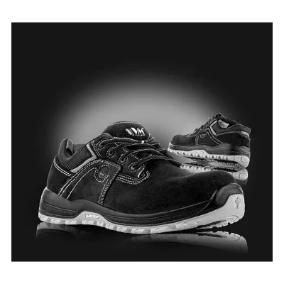 VM Footwear DAKOTA alacsonyszárú védőcipő